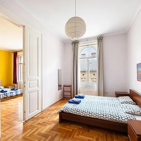 Apartment Alessia Center *