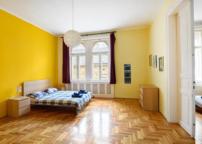 Alessia Center بودابست